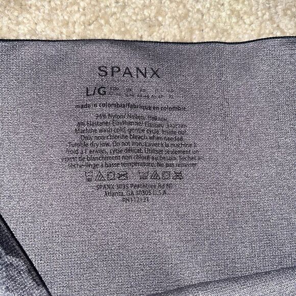 Spanx (Large) Leggings Look At Me Now Seamless Womens Black Camo FL3515 Workout - Picture 9 of 10